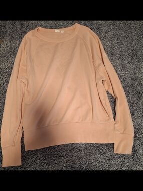 GAP Peach Crewneck Sweatshirt
